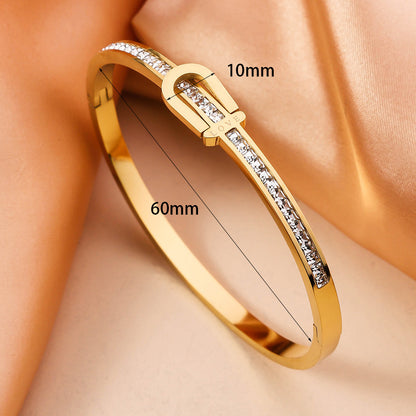 Gold-Plated Stainless Steel Bracelet - Sophistication and Charm